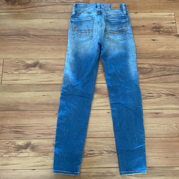 Women’s American eagle skinny jeans - Picture 2 of 2